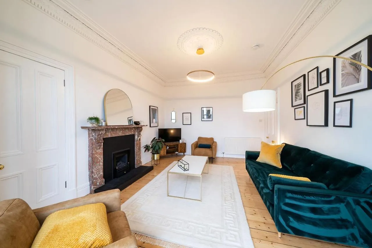 Jane'S Place - Chic 2 Bed Apartment Dundee 0*,